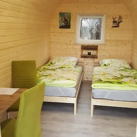 Glamping Pod Im Wald Mit Einzelbetten אתר קמפינג נורדהולץ