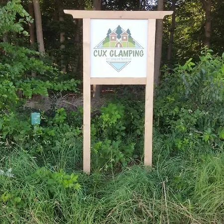 Glamping Pod Im Wald Mit Einzelbetten مكان تخييم