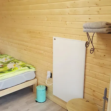 Glamping Pod Im Wald Mit Einzelbetten * نوردولز